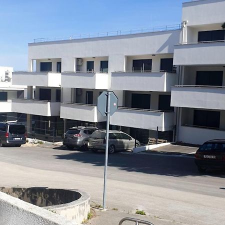 Helena Apartment Premantura Bagian luar foto