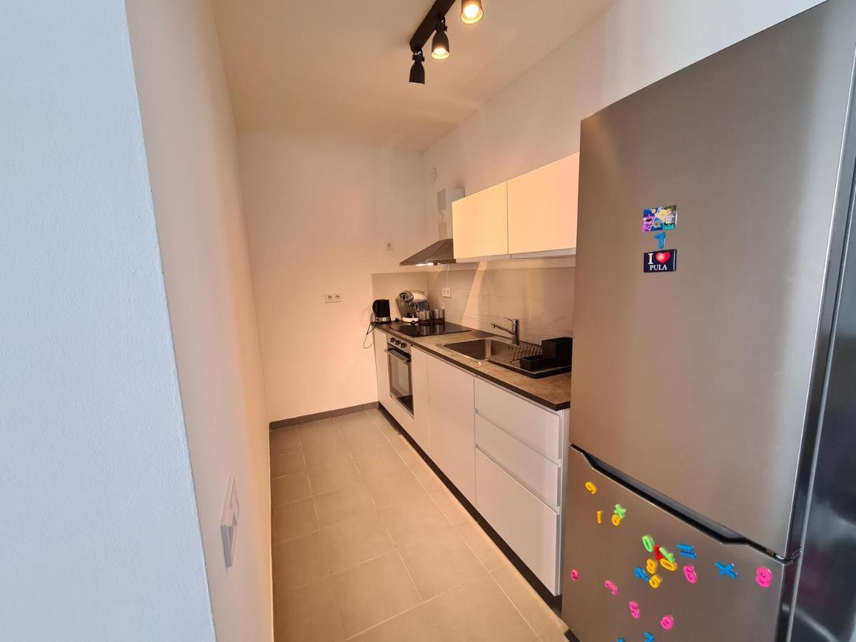 Helena Apartment Premantura Bagian luar foto