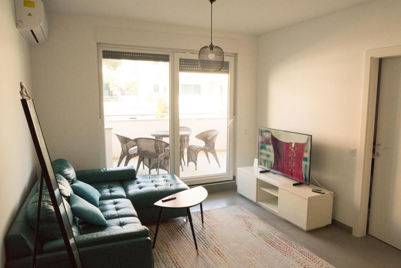 Helena Apartment Premantura Bagian luar foto